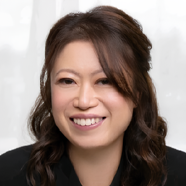 Joyce Lee headshot square.png